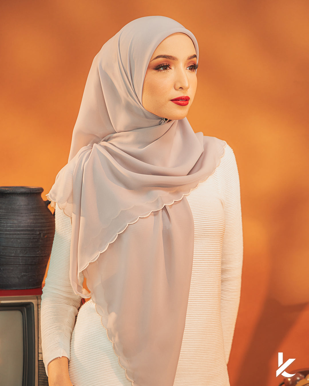 Suri Bawal Sulam in Light Purity