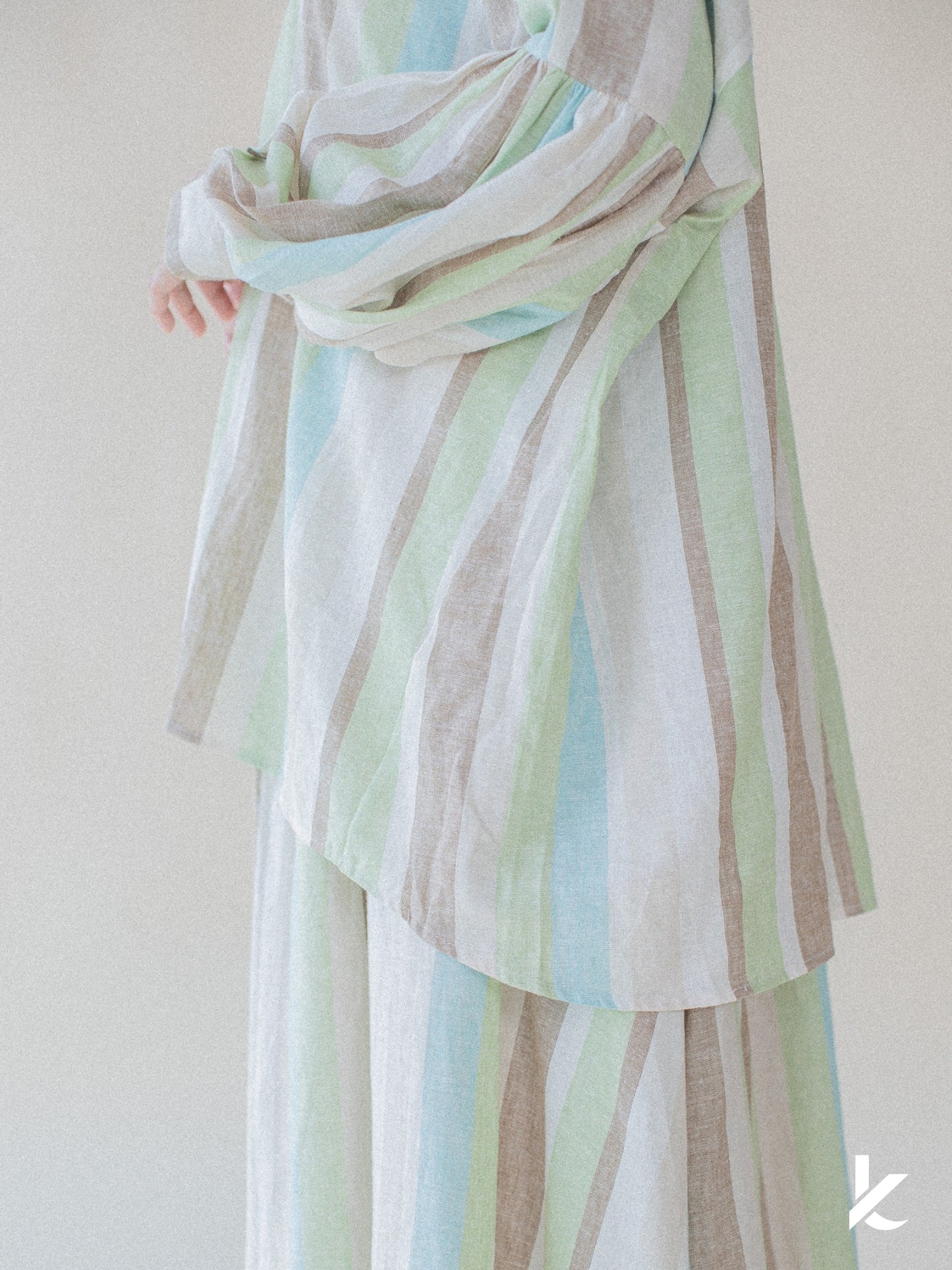 [Kaen.co X Padusi] Odie Set in Green Blue Stripe